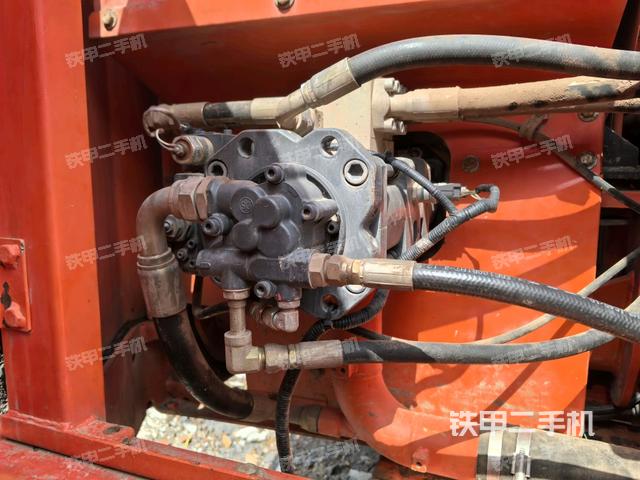 液壓泵室（大件艙室）