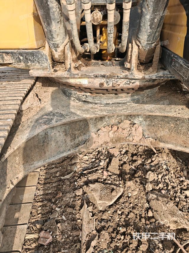 轉盤和下車架正前（工作和回轉裝置）