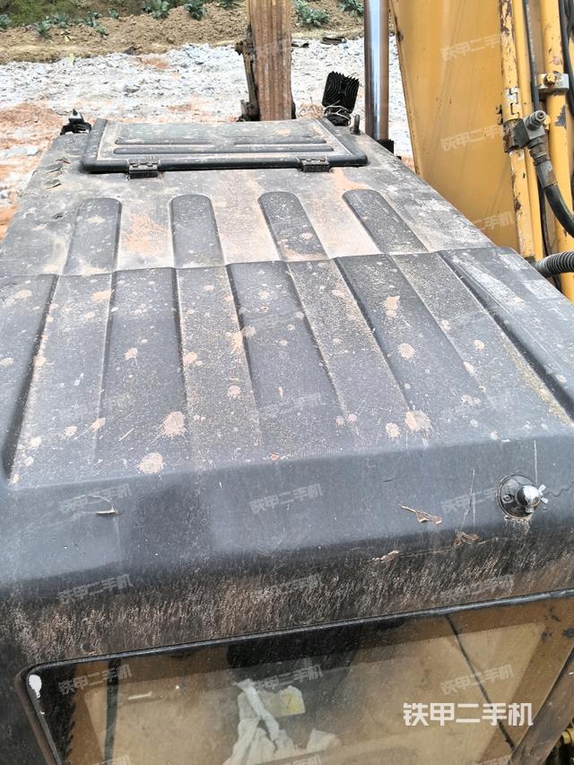 駕駛室頂部俯視（上車部件）