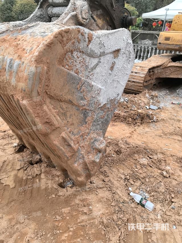 鏟斗45度（工作和回轉(zhuǎn)裝置）