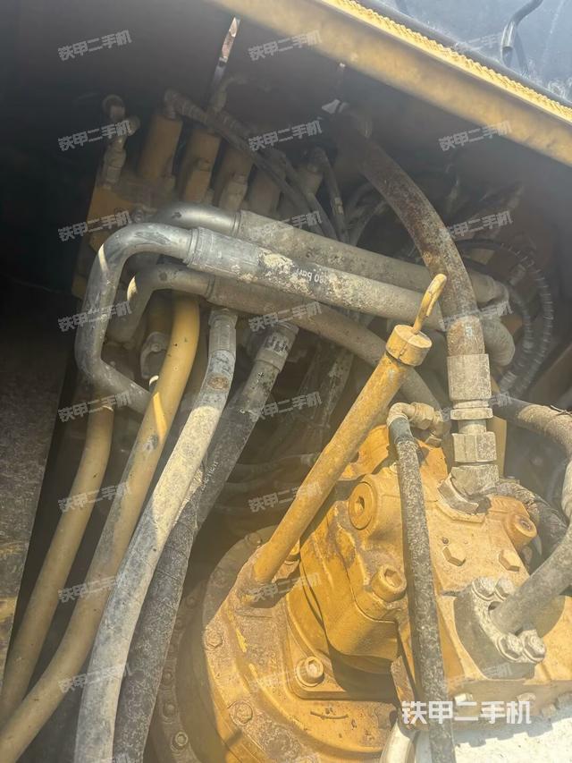 駕駛室頂部俯視（上車部件）