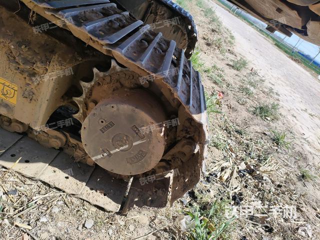 右驅(qū)動(dòng)輪(行走機(jī)構(gòu)) 右驅(qū)動(dòng)輪(行走機(jī)構(gòu))