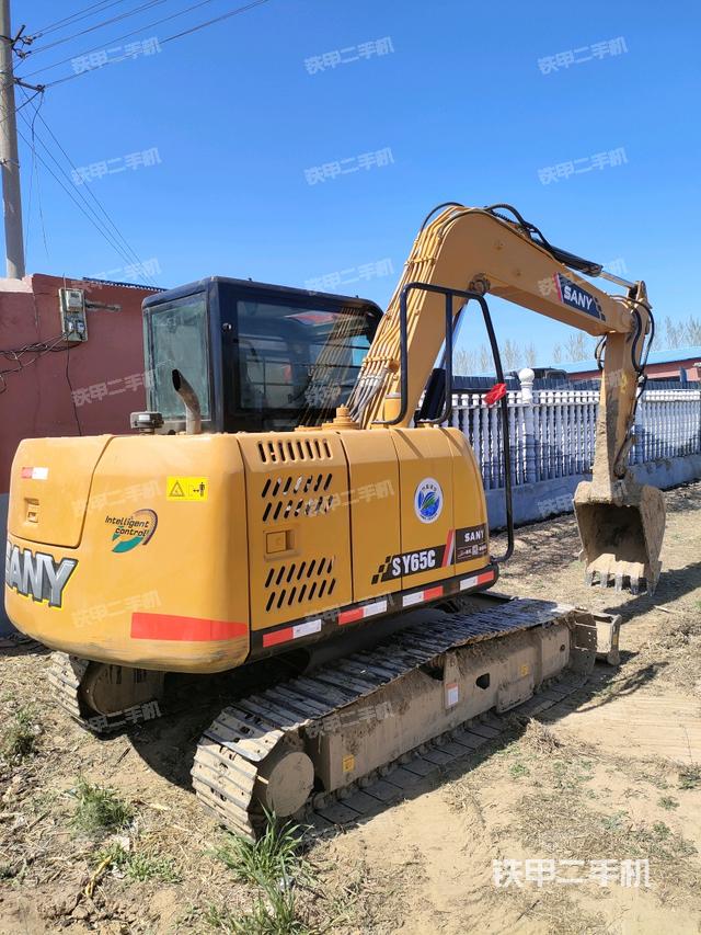 右后45(整機(jī)外觀) 右后45(整機(jī)外觀)