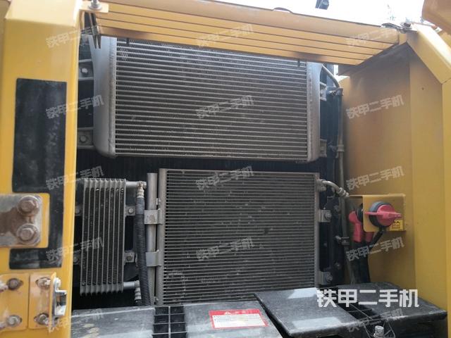 散熱器正面（大件艙室）