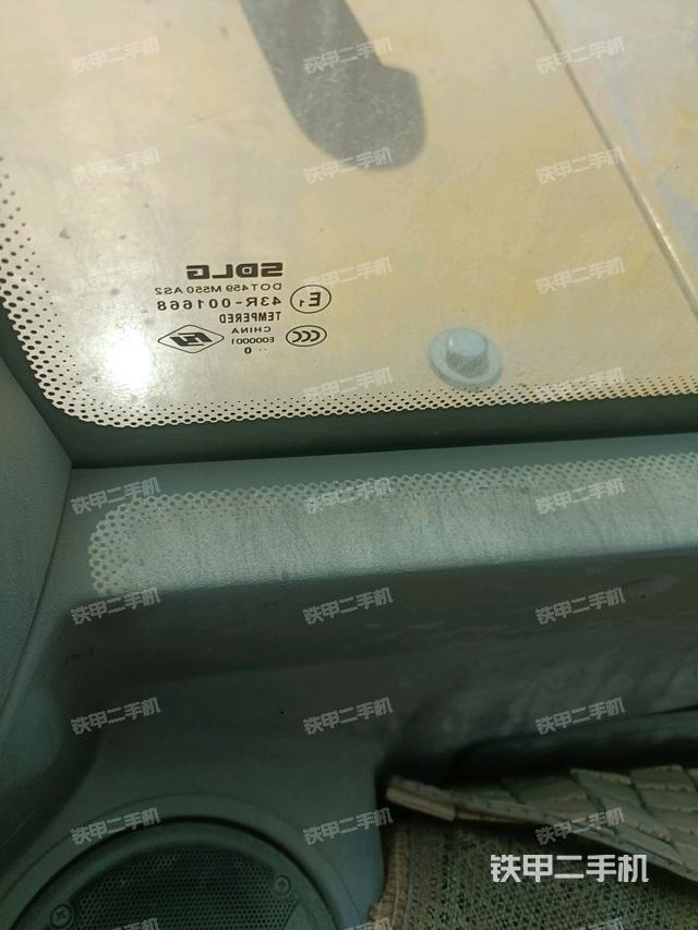 后窗玻璃角標(biāo)（駕駛室部分）