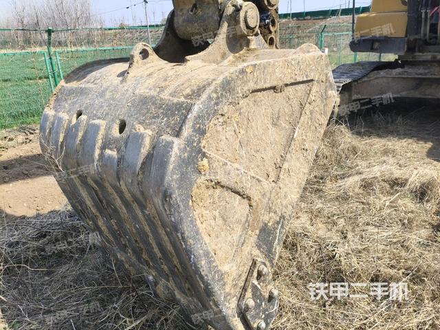 鏟斗45度(工作和回轉裝置) 鏟斗45度(工作和回轉裝置)