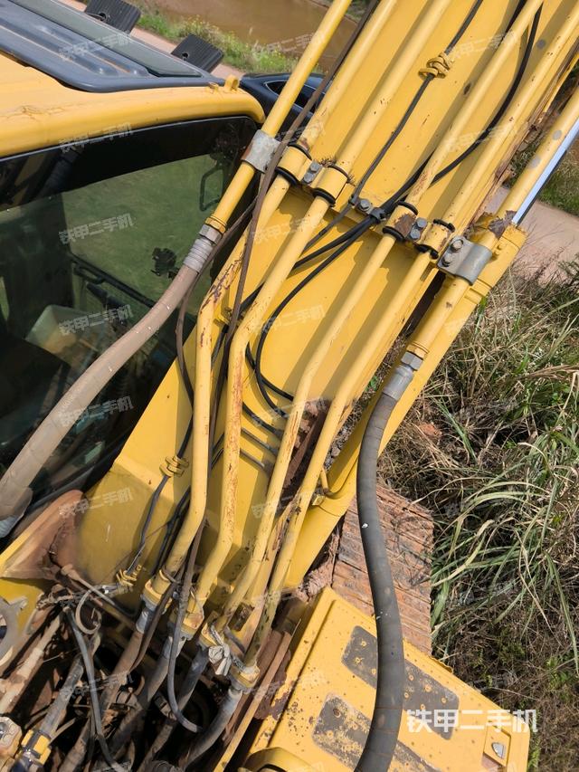 小臂整體左后（工作和回轉(zhuǎn)裝置）