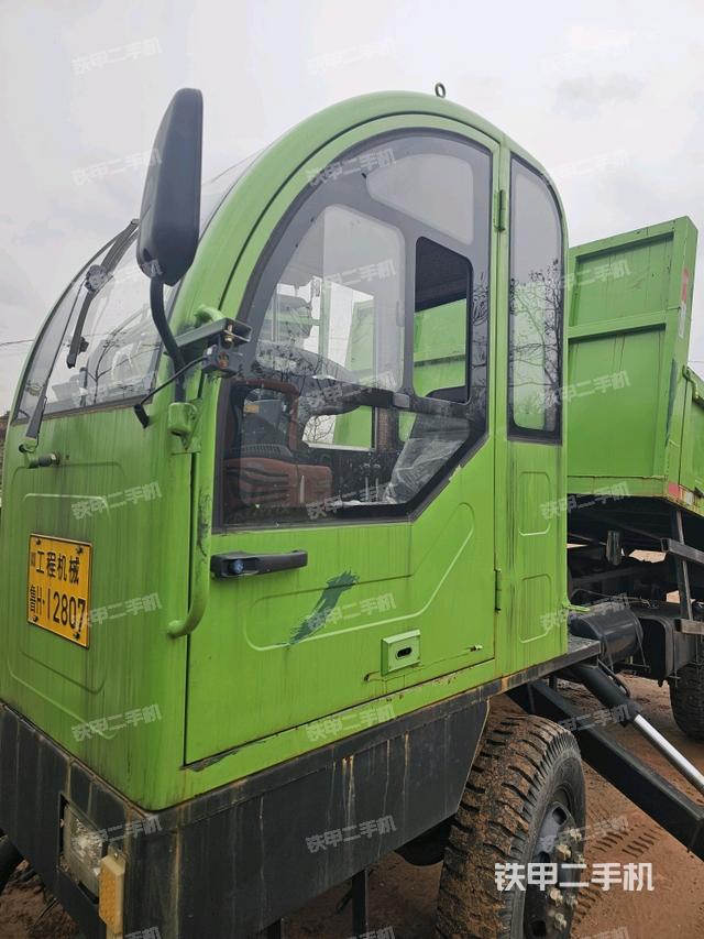 駕駛室頂部（駕駛室/操作室）