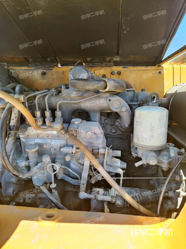 發(fā)動機(jī)室（上車部件）