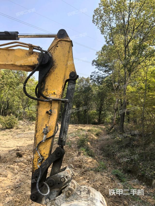 小臂整體右前（工作和回轉(zhuǎn)裝置）