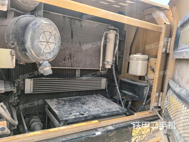 散熱器正面（大件艙室）