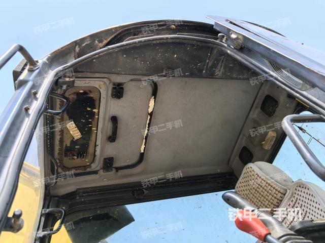 駕駛室頂部俯視（上車部件）