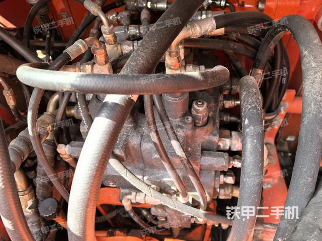 分配閥（上車部件）