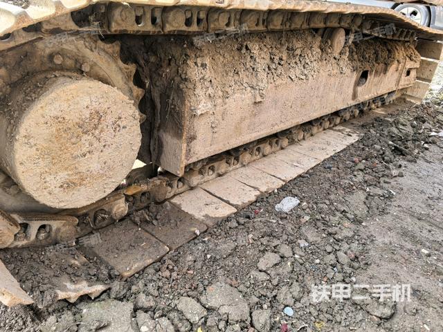 左側(cè)履帶整體?（行走機構(gòu)）