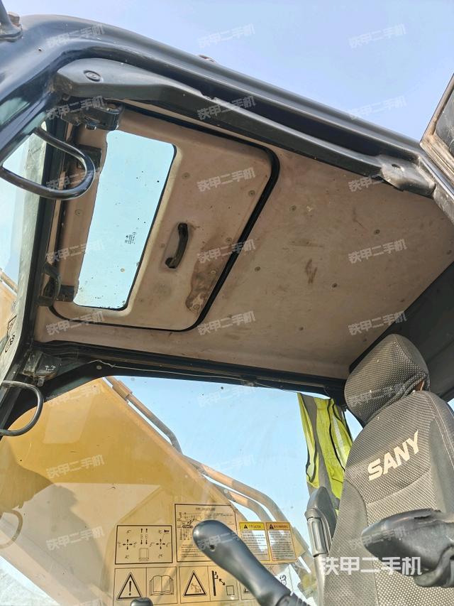 頂棚整體（駕駛室部分）