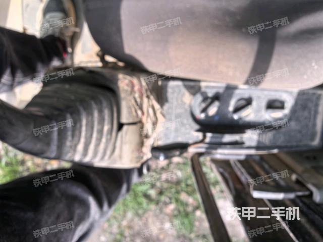 座椅左側(cè)控制臺/音響/含左手柄（駕駛室部分）