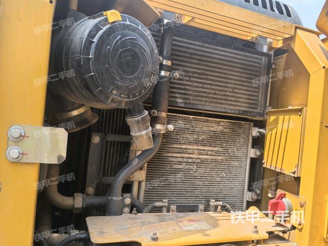 散熱器正面（大件艙室）