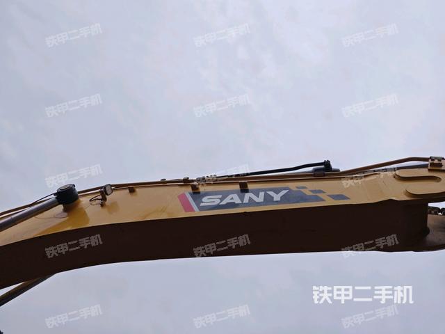 大臂整體?右側(cè)（工作和回轉(zhuǎn)裝置）