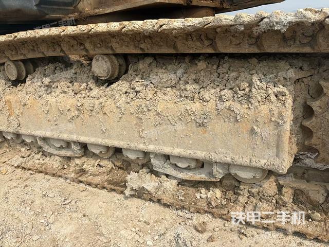 右側(cè)行走馬達(dá)蓋板(行走機(jī)構(gòu)) 右側(cè)行走馬達(dá)蓋板(行走機(jī)構(gòu))