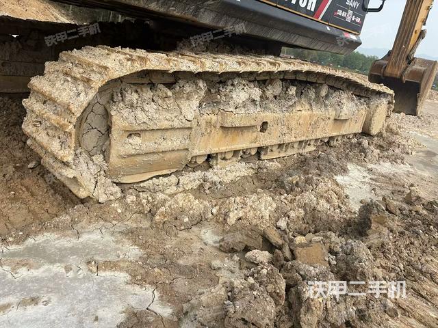 右側(cè)行走馬達(dá)蓋板（行走機(jī)構(gòu)）