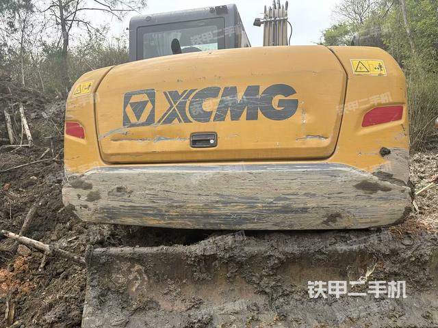 右后45(整機(jī)外觀) 右后45(整機(jī)外觀)
