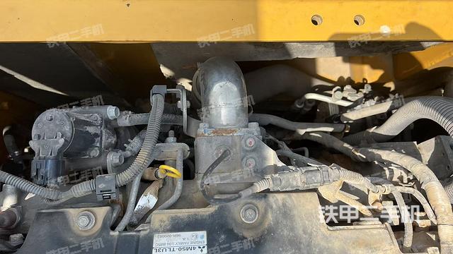 氣門室蓋螺絲特寫（上車部件）