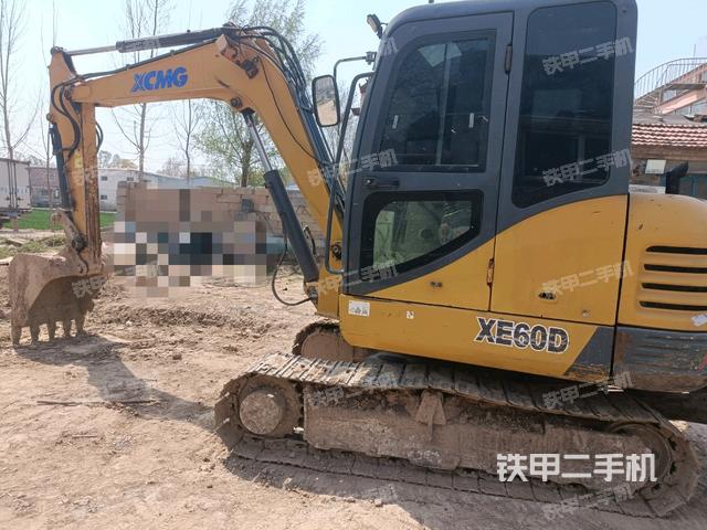 左后45(整機(jī)外觀) 左后45(整機(jī)外觀)