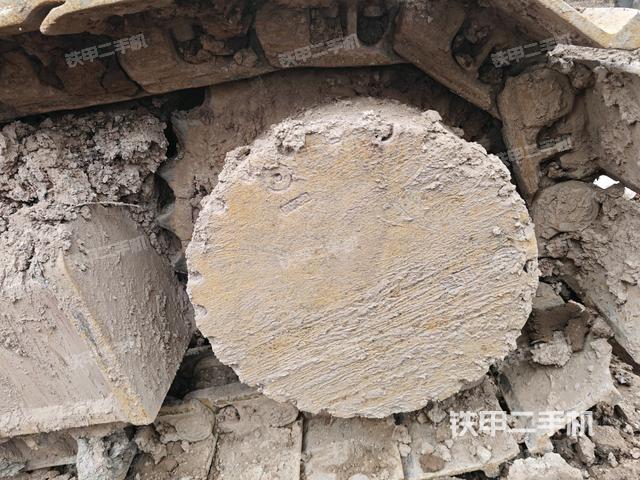 左驅(qū)動(dòng)輪（行走機(jī)構(gòu)）