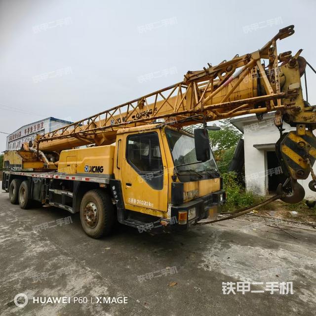 右后45度（汽車起重機(jī)外觀）