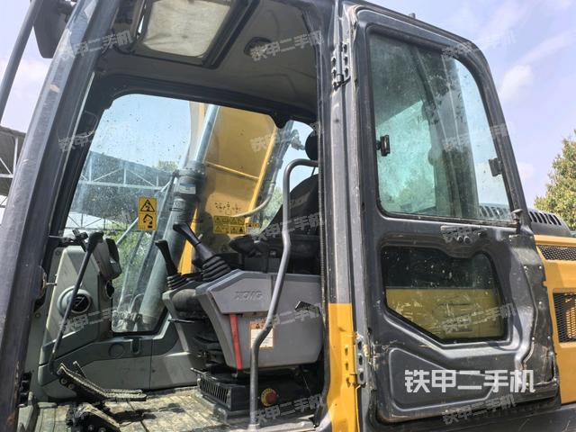 頂棚整體（駕駛室部分）