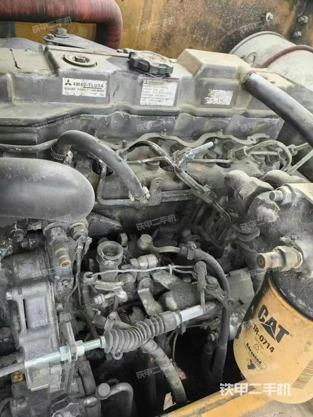 發(fā)動機(jī)整體俯視(整機(jī)外觀) 發(fā)動機(jī)整體俯視(整機(jī)外觀)