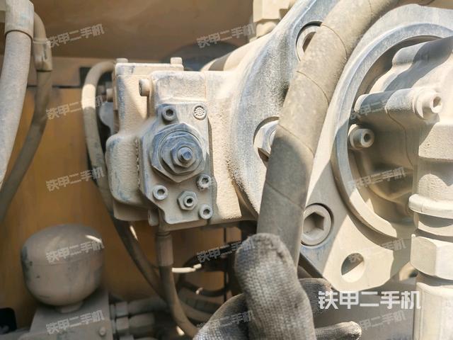 液壓泵室(大件艙室) 液壓泵室(大件艙室)