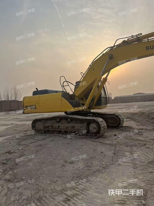 整機(jī)右后45°(整機(jī)外觀) 整機(jī)右后45°(整機(jī)外觀)