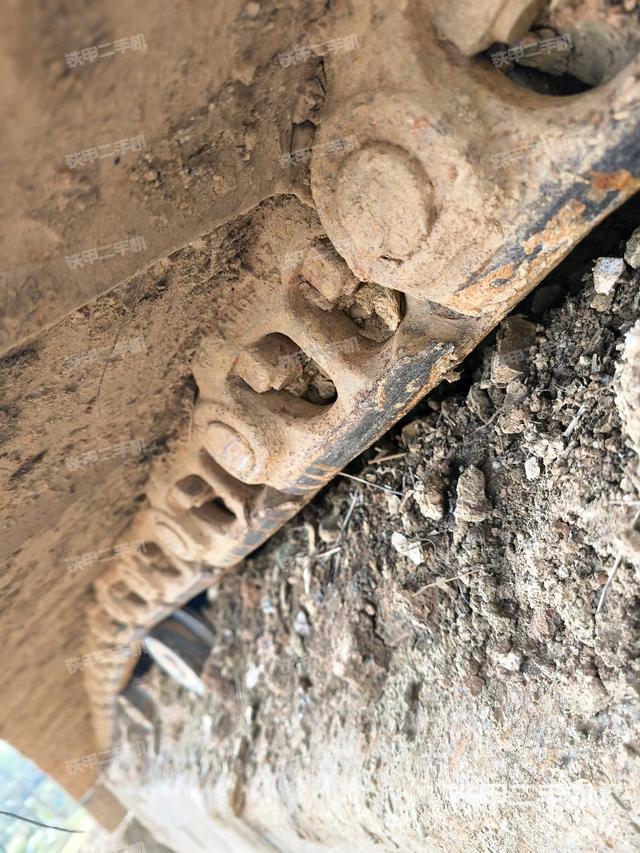 右側(cè)履帶整體（行走機(jī)構(gòu)）