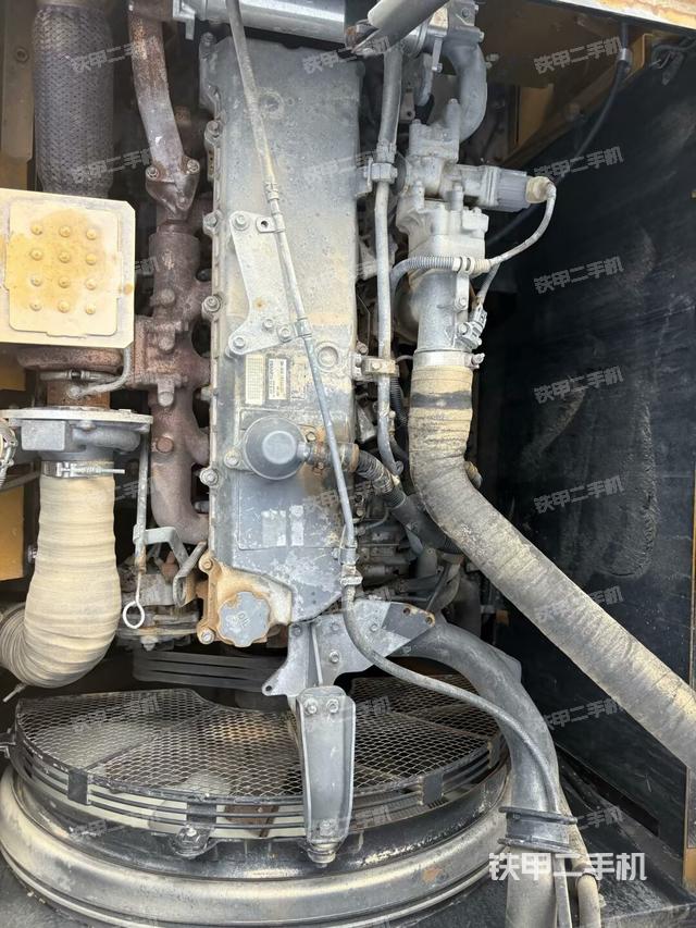 氣門室蓋螺絲特寫（上車部件）