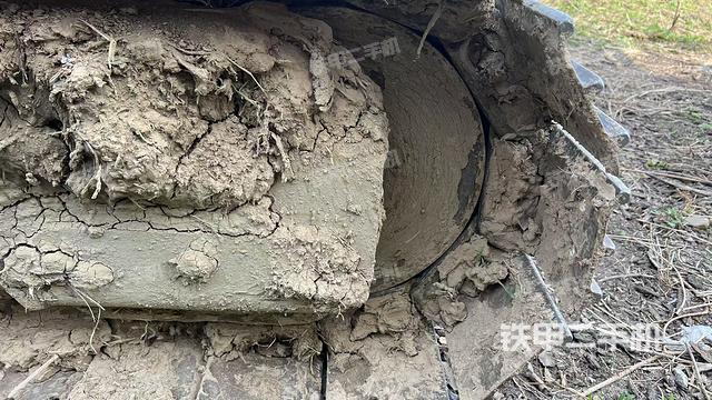 左導(dǎo)向輪（行走機構(gòu)）