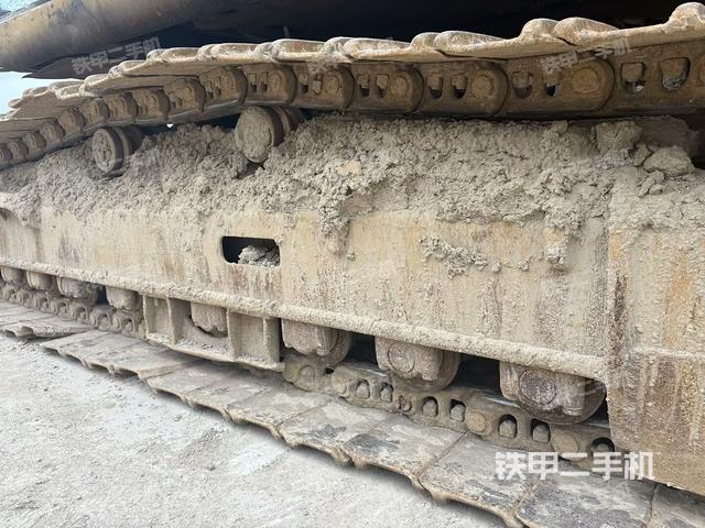 左導(dǎo)向輪(行走機構(gòu)) 左導(dǎo)向輪(行走機構(gòu))