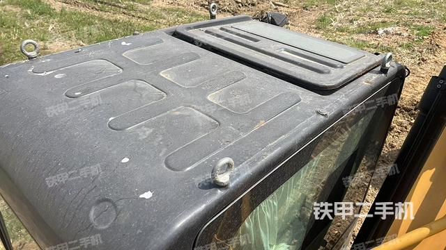 駕駛室頂部俯視（上車部件）