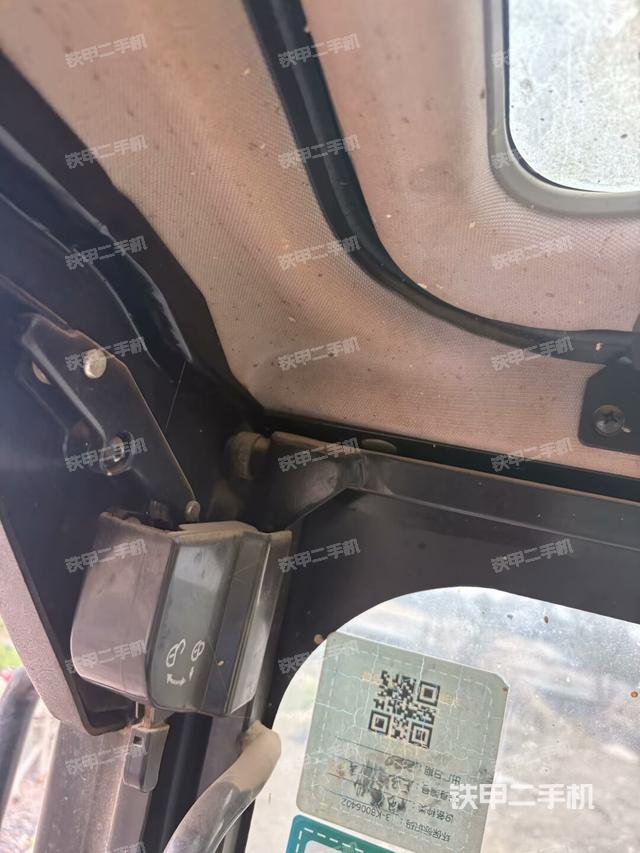 座椅后部（駕駛室部分）