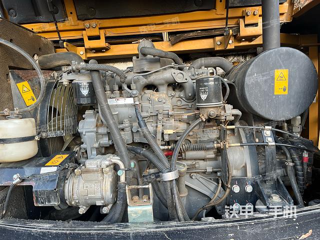 发动机整体俯视（整机外观）