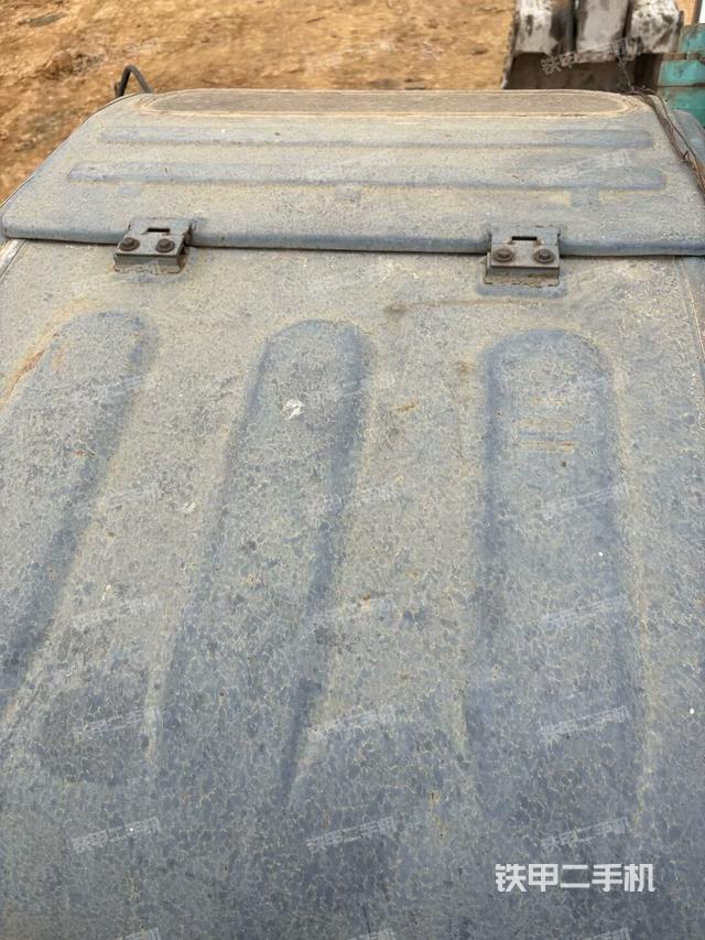 水箱+風(fēng)扇特寫(上車部件) 水箱+風(fēng)扇特寫(上車部件)