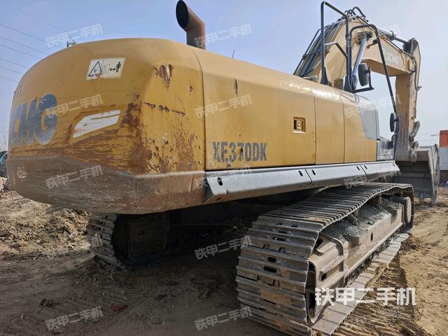 整機右后45°(整機外觀) 整機右后45°(整機外觀)