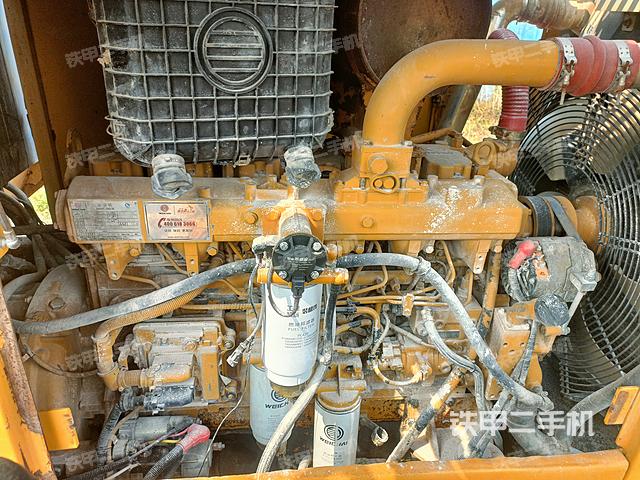 發(fā)動機左側(cè)（整機外觀及大件）