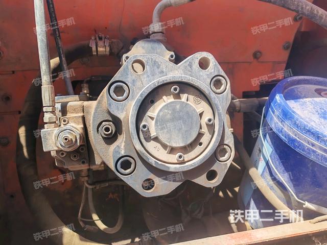散熱器正面(大件艙室) 散熱器正面(大件艙室)