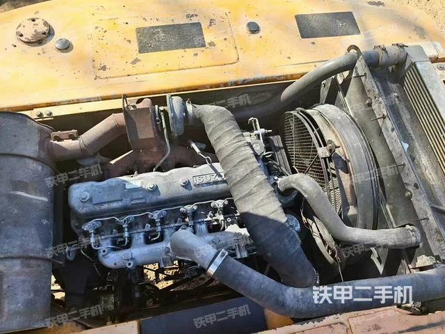 發(fā)動(dòng)機(jī)整體俯視（整機(jī)外觀）