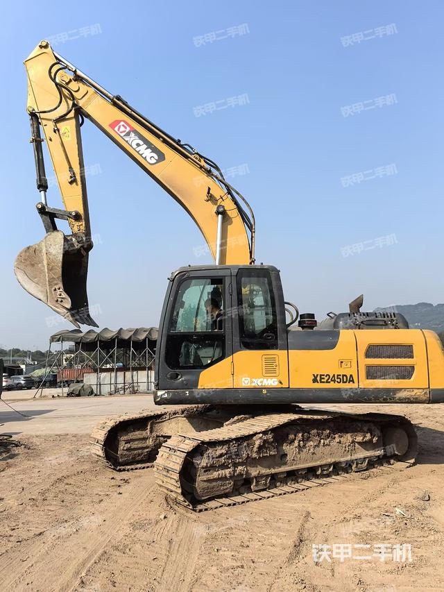 左后45(整機外觀) 左后45(整機外觀)