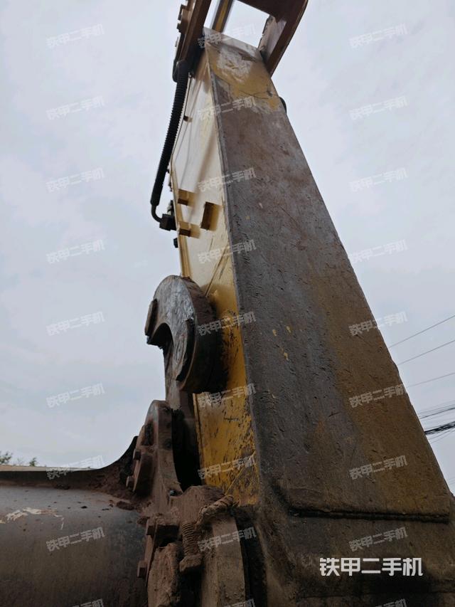 小臂整體左后（工作和回轉(zhuǎn)裝置）