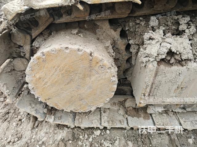 右驅(qū)動(dòng)輪（行走機(jī)構(gòu)）