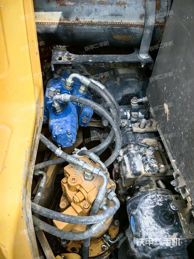 液壓泵室(大件艙室) 液壓泵室(大件艙室)