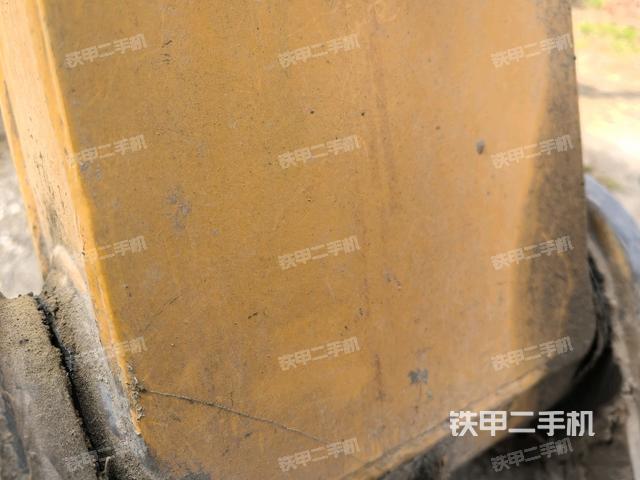 鏟斗右后整體(工作和回轉裝置) 鏟斗右后整體(工作和回轉裝置)